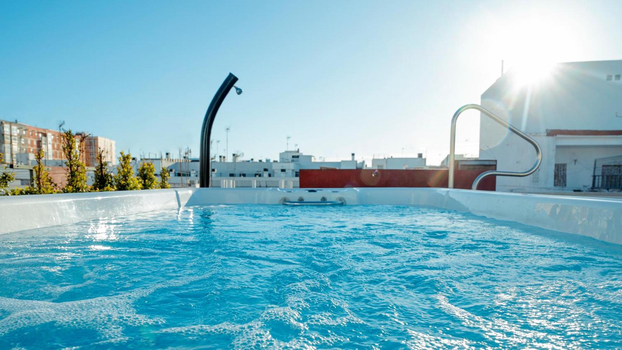 Aparthotel Luz De Gades - Suites Spa Gym - Adults Only Cádiz Exterior foto